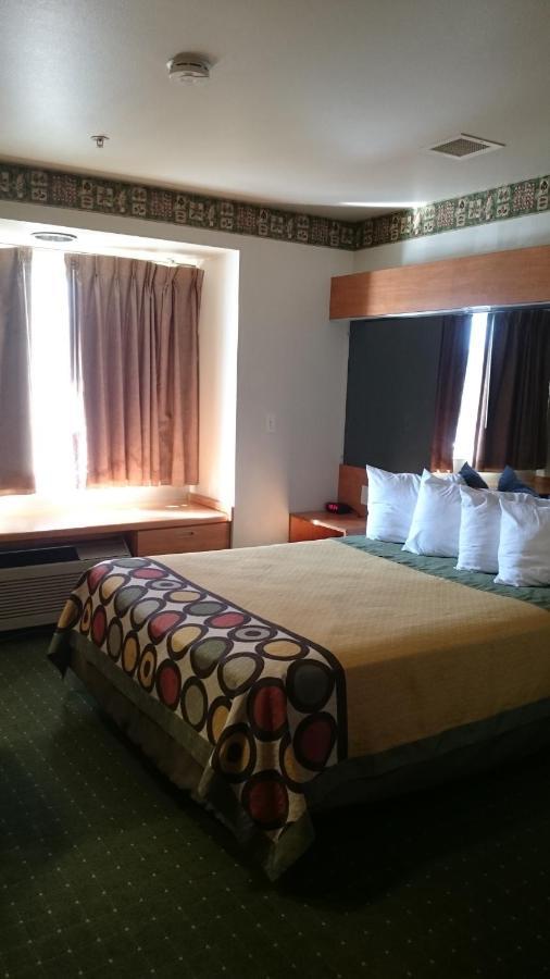 Super 8 By Wyndham Pride Midvale/Midvalley/Salt Lake City Quarto foto